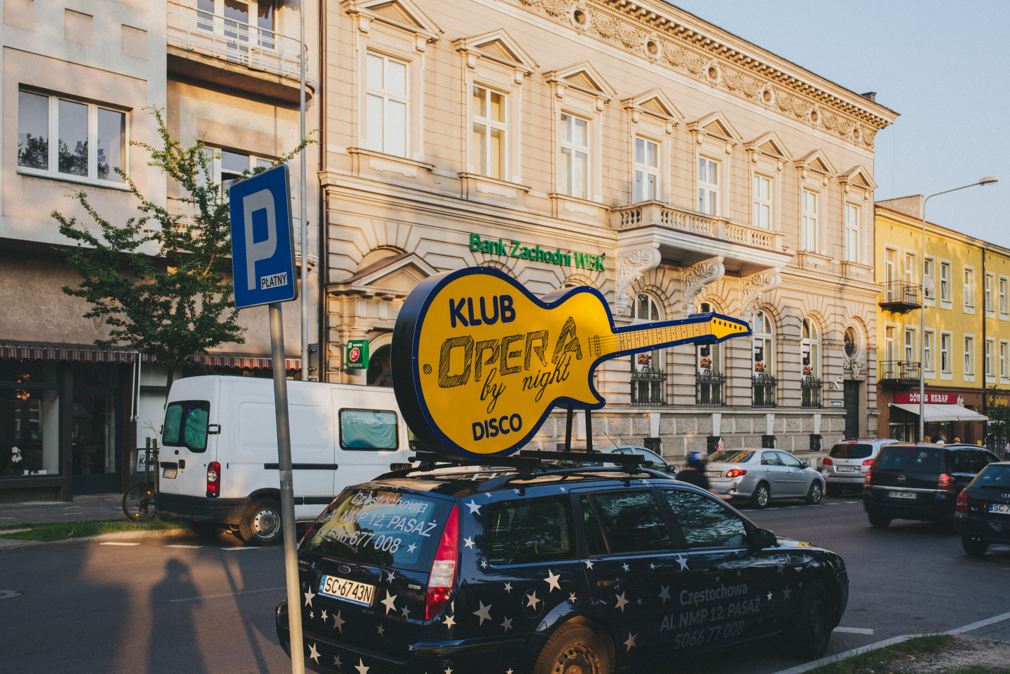 6. Frytka Off Częstochowa | Street Photo - warsztaty fotografii ulicznej z Kamilem Pawlikiem