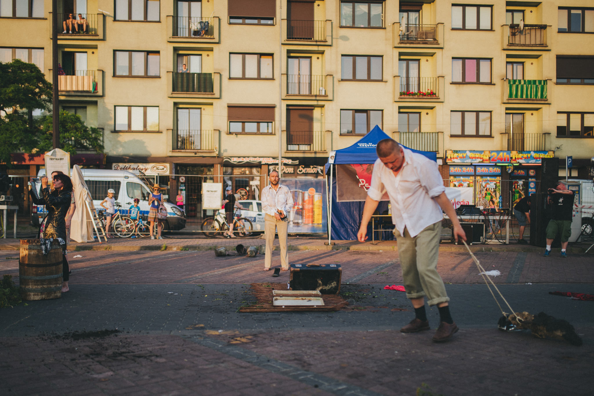 6. Frytka Off Częstochowa | Street Photo - warsztaty fotografii ulicznej z Kamilem Pawlikiem