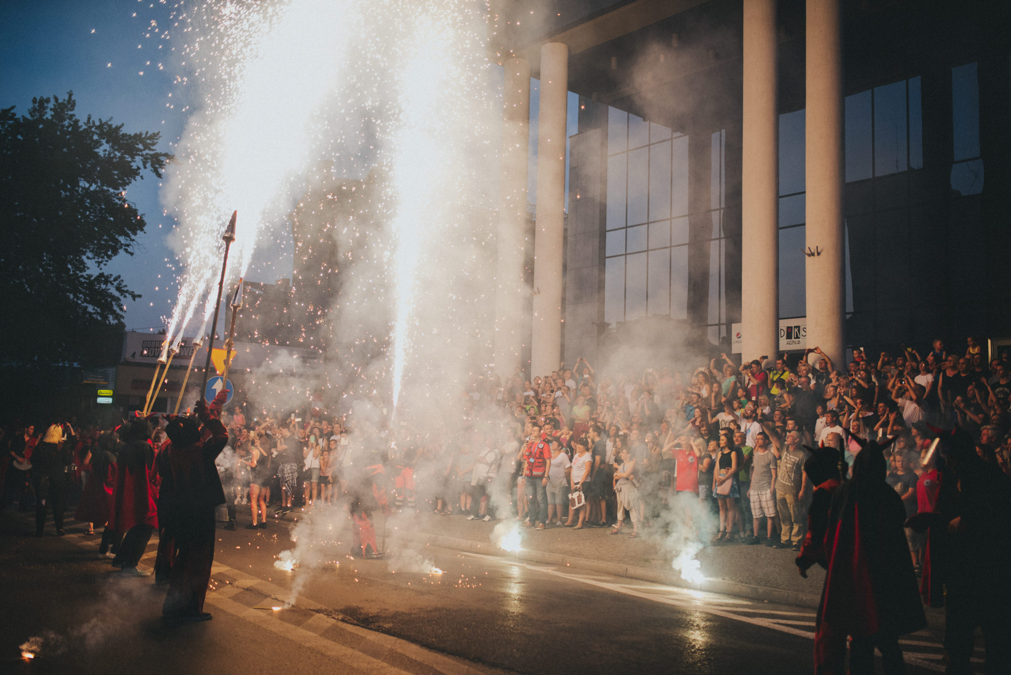 6. Frytka Off Częstochowa | Street Photo - warsztaty fotografii ulicznej z Kamilem Pawlikiem