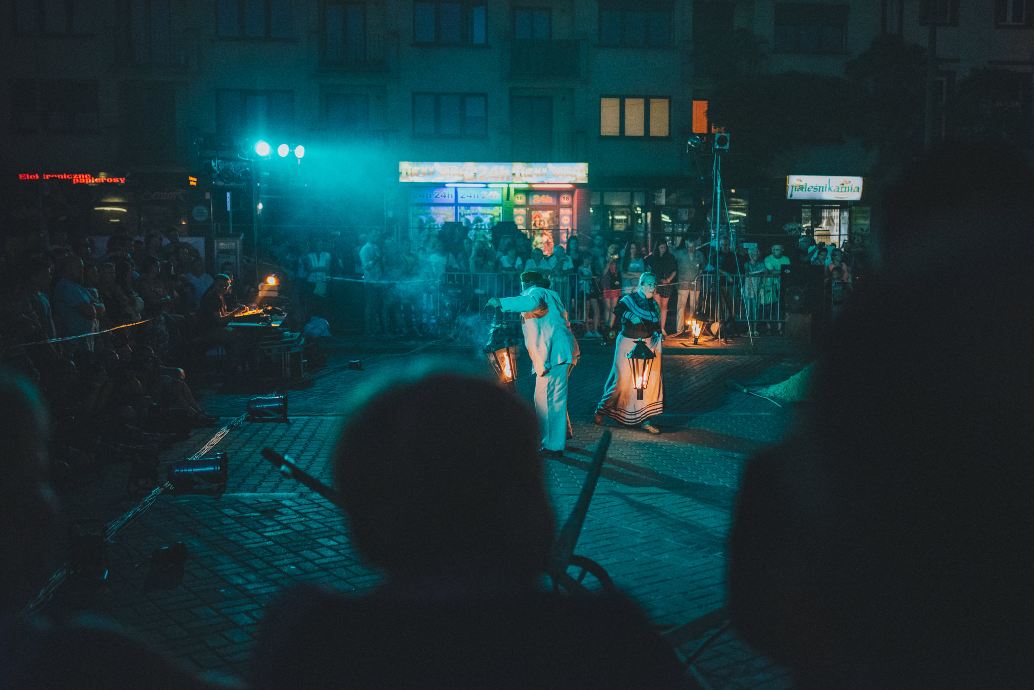 6. Frytka Off Częstochowa | Street Photo - warsztaty fotografii ulicznej z Kamilem Pawlikiem