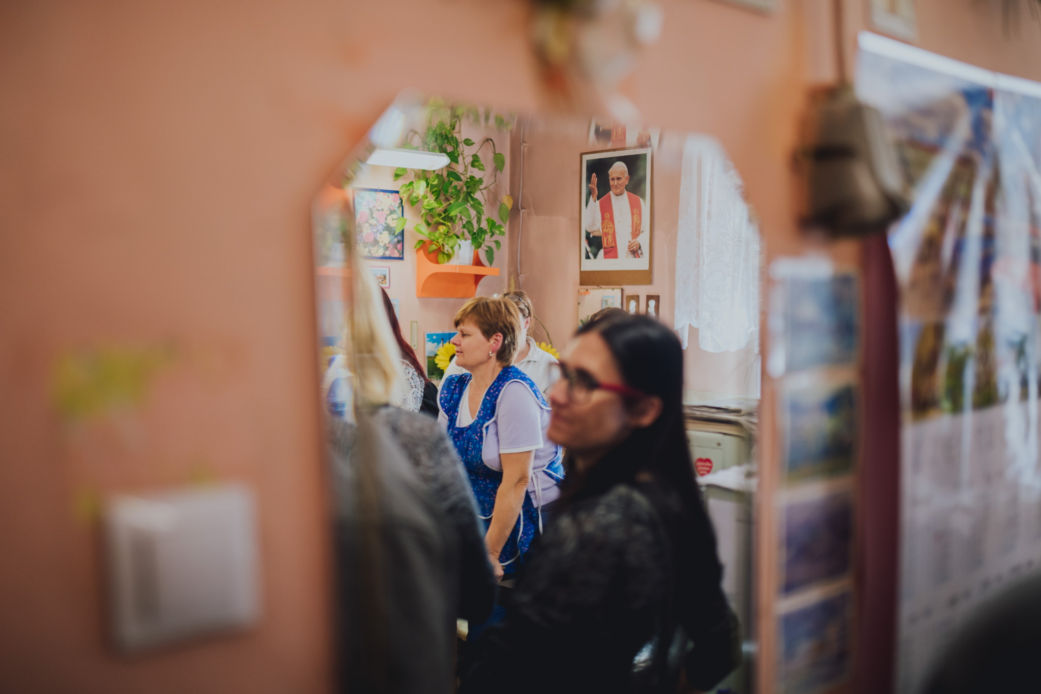 Z aparatem w zakamarki biblioteki | Biblioteka Publiczna w Częstochowie